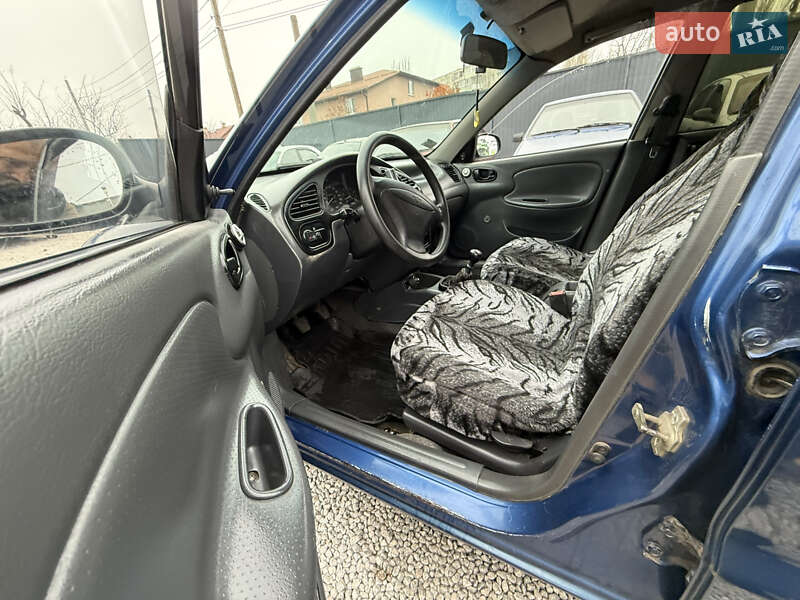 Седан Daewoo Lanos 2009 в Запорожье