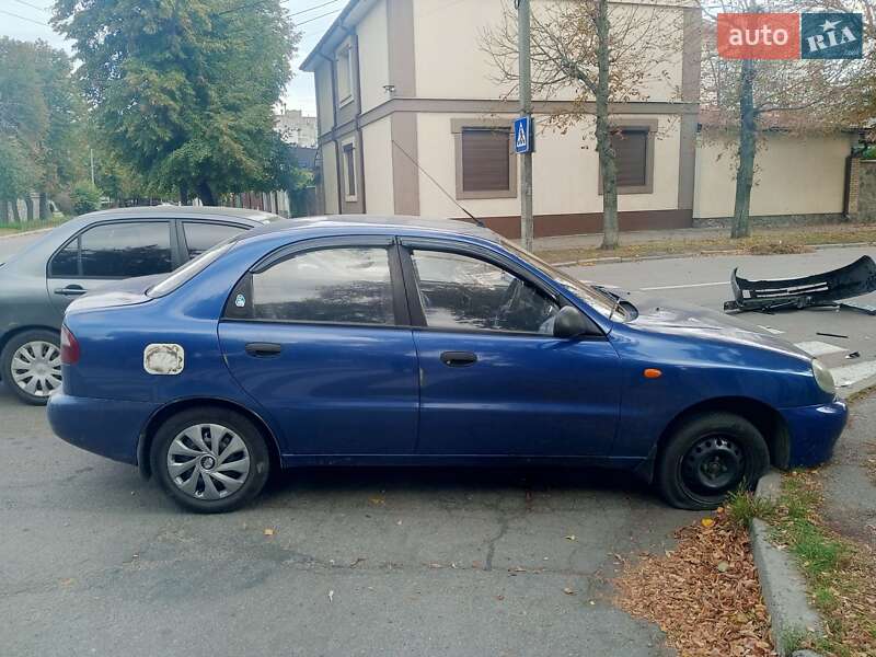 Седан Daewoo Lanos 2009 в Кременчуці