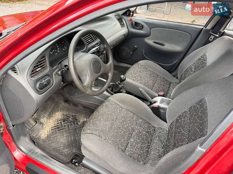 Седан Daewoo Lanos 2008 в Львові