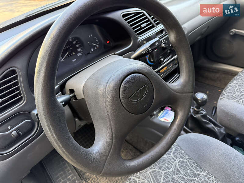 Седан Daewoo Lanos 2008 в Одесі