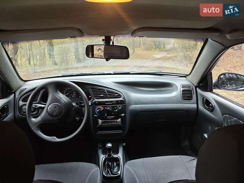 Седан Daewoo Lanos 2003 в Каменском