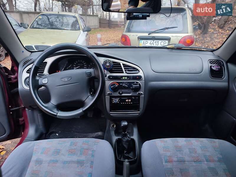 Седан Daewoo Lanos 2005 в Запоріжжі