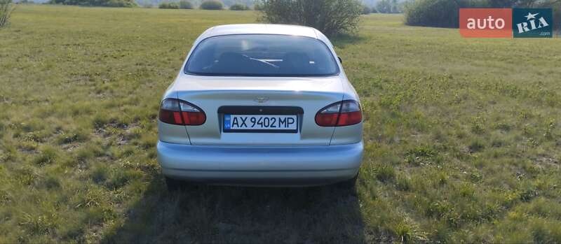 Седан Daewoo Lanos 2007 в Краснограді