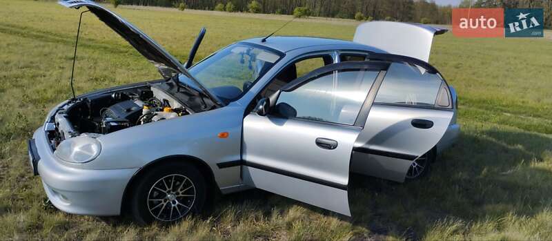 Седан Daewoo Lanos 2007 в Краснограді