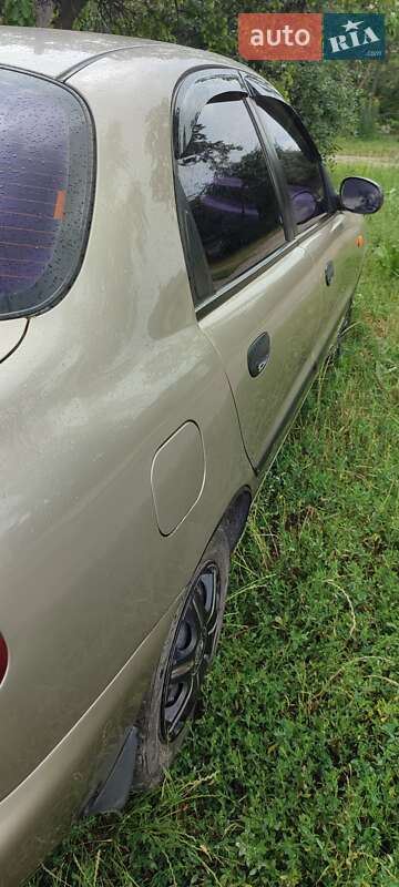 Седан Daewoo Lanos 2008 в Полтаві