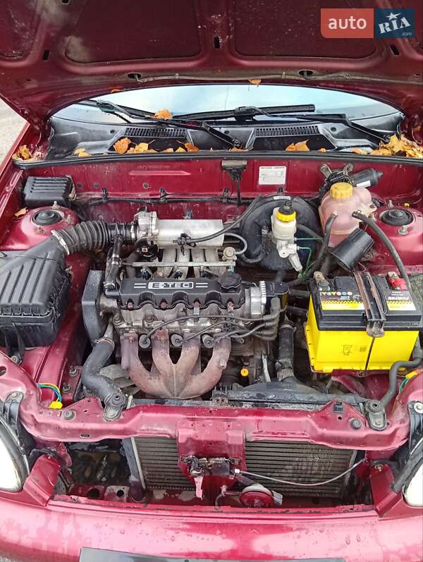 Седан Daewoo Lanos 2003 в Львові