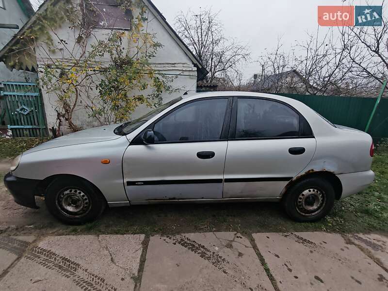 Седан Daewoo Lanos 2002 в Макарове
