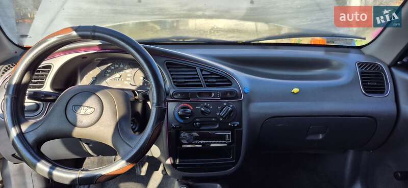 Седан Daewoo Lanos 2005 в Олександрії