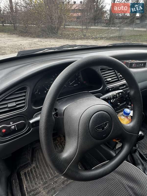 Седан Daewoo Lanos 2003 в Запоріжжі