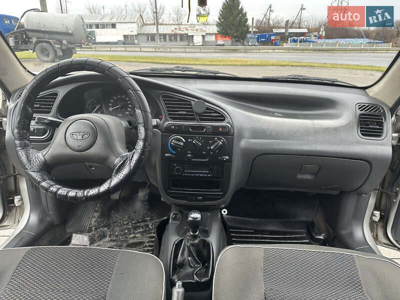 Седан Daewoo Lanos 2004 в Тернополе
