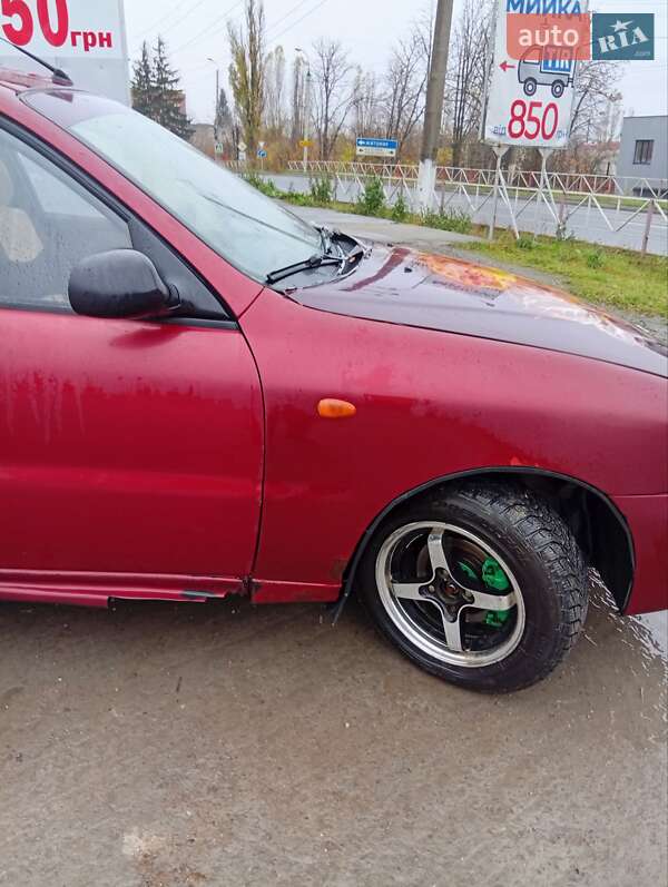 Хэтчбек Daewoo Lanos 2005 в Ивано-Франковске