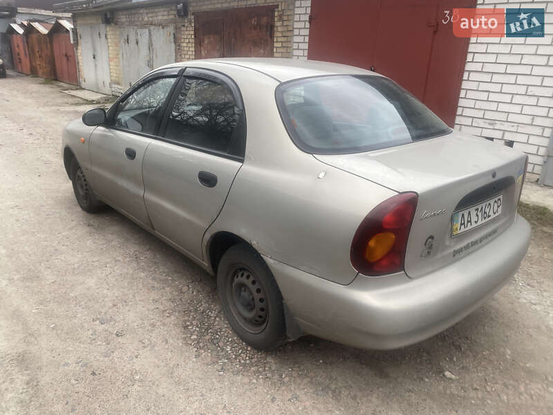 Седан Daewoo Lanos 2006 в Киеве