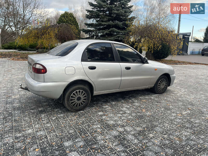 Седан Daewoo Lanos 2008 в Рівному
