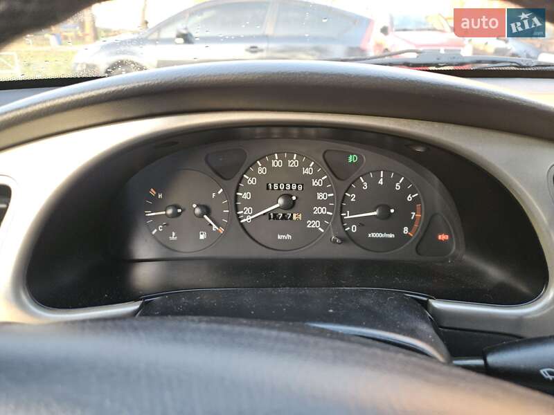 Седан Daewoo Lanos 2003 в Киеве
