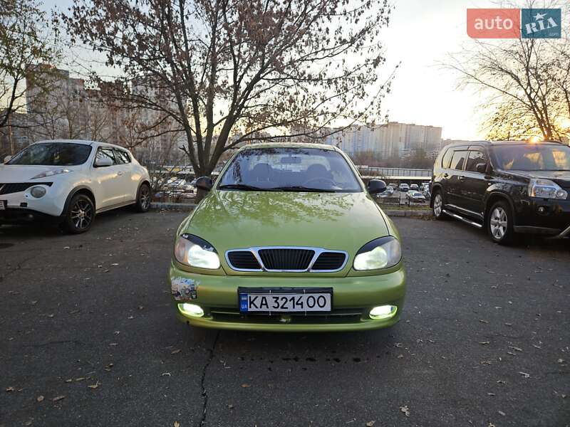 Седан Daewoo Lanos 2003 в Киеве