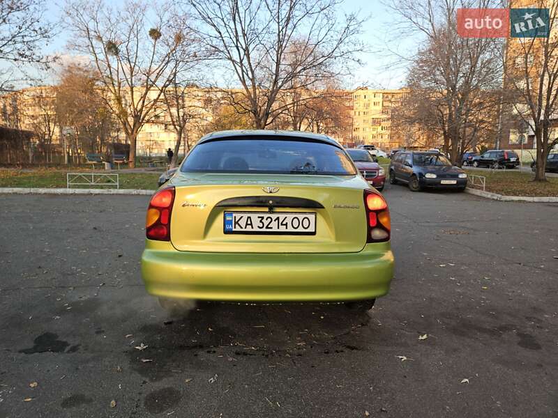 Седан Daewoo Lanos 2003 в Киеве