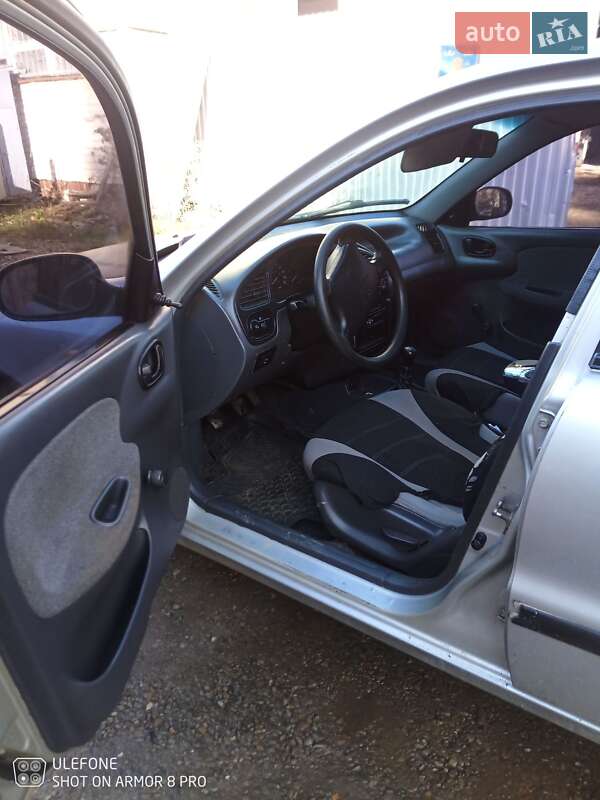 Хетчбек Daewoo Lanos 2004 в Стрию