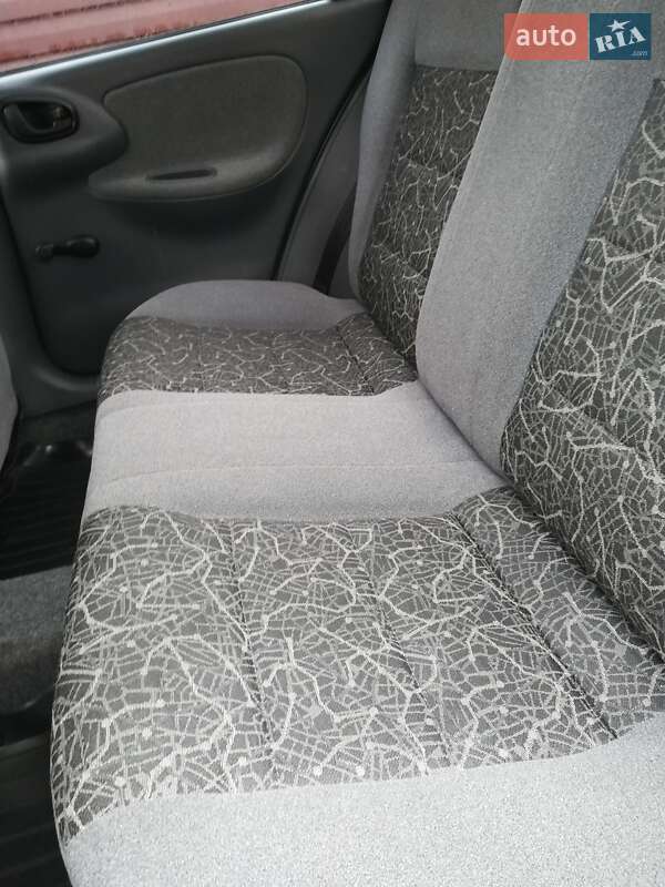 Седан Daewoo Lanos 2005 в Сумах