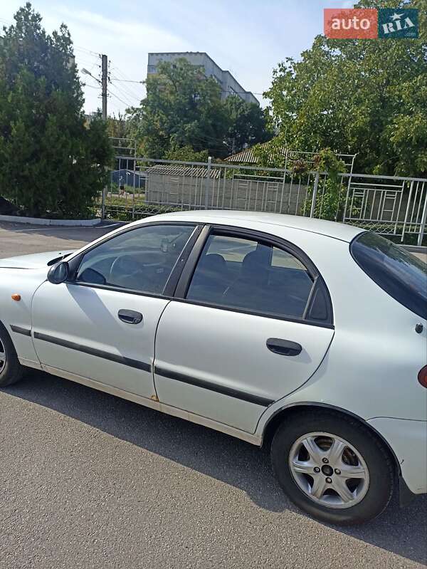 Хетчбек Daewoo Lanos 1998 в Харкові