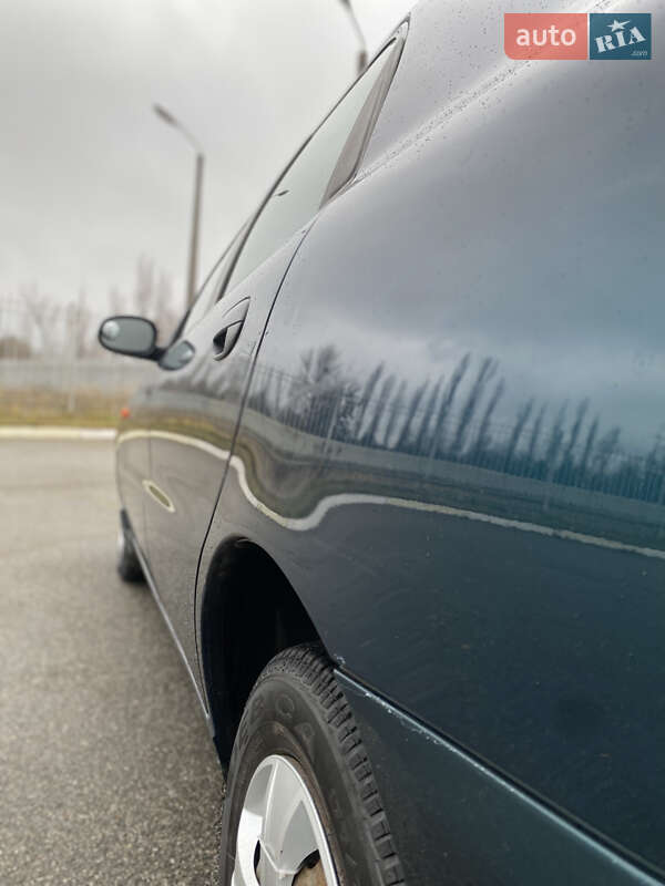 Седан Daewoo Lanos 2003 в Киеве
