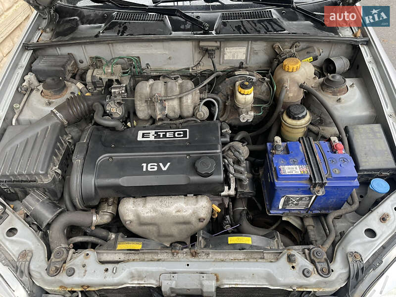 Седан Daewoo Lanos 2008 в Киеве