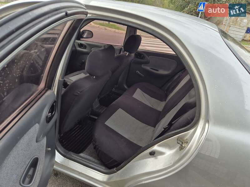 Седан Daewoo Lanos 2008 в Днепре