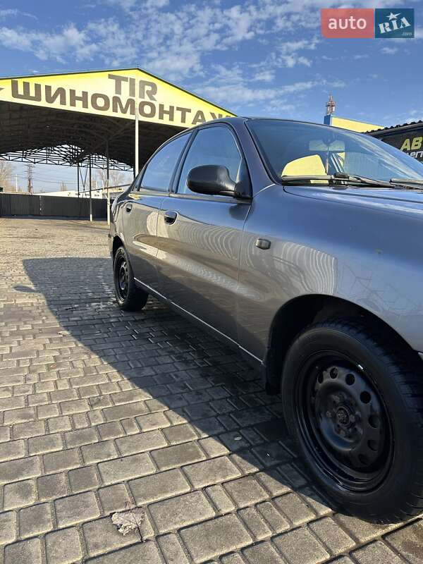 Седан Daewoo Lanos 2006 в Нікополі