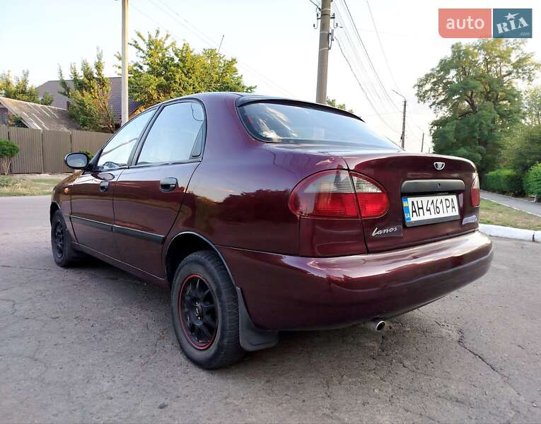 Седан Daewoo Lanos 2009 в Первомайске