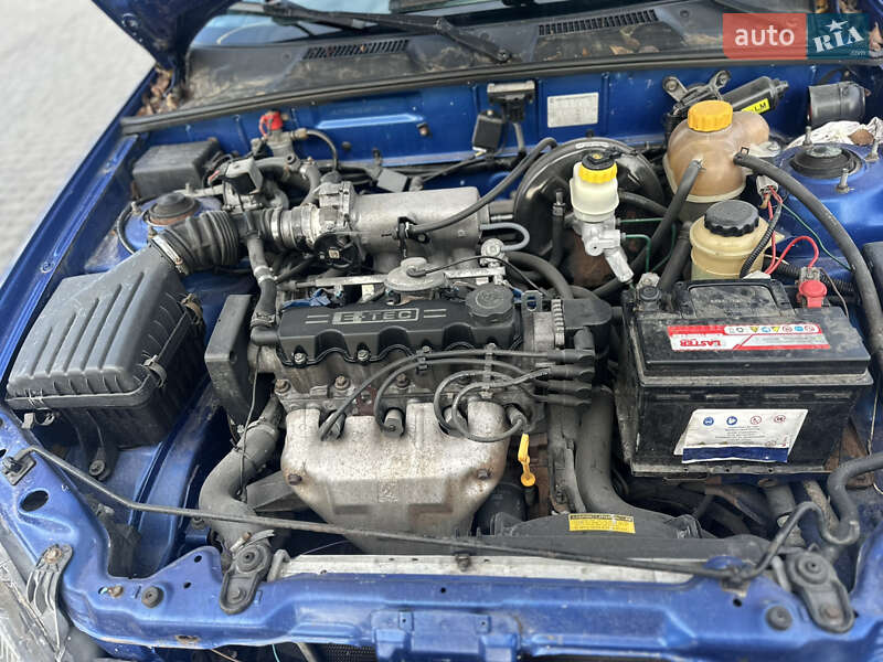 Седан Daewoo Lanos 2008 в Дніпрі