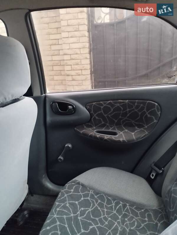 Седан Daewoo Lanos 2002 в Ивано-Франковске фото 15 Седан Daewoo Lanos 2002 в Ивано-Франковске