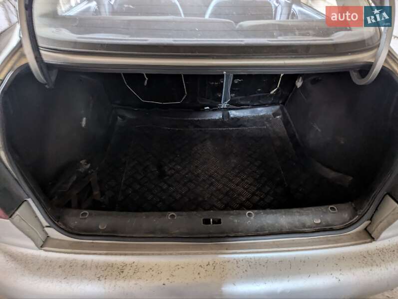 Седан Daewoo Lanos 2003 в Киеве