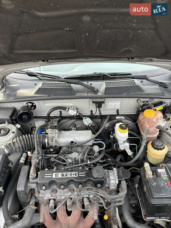 Седан Daewoo Lanos 2006 в Дніпрі