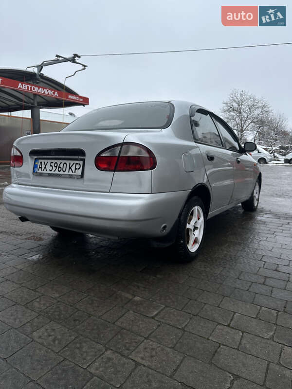 Седан Daewoo Lanos 2005 в Львове