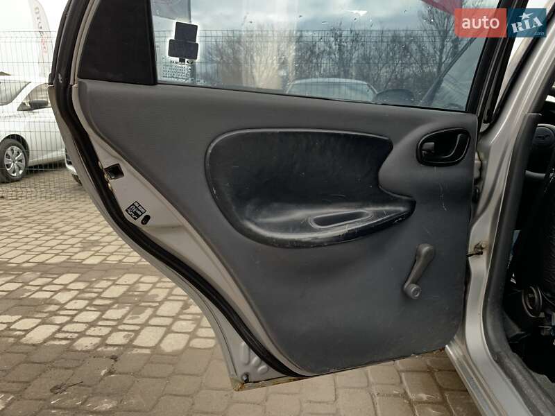 Седан Daewoo Lanos 1998 в Бердичеве