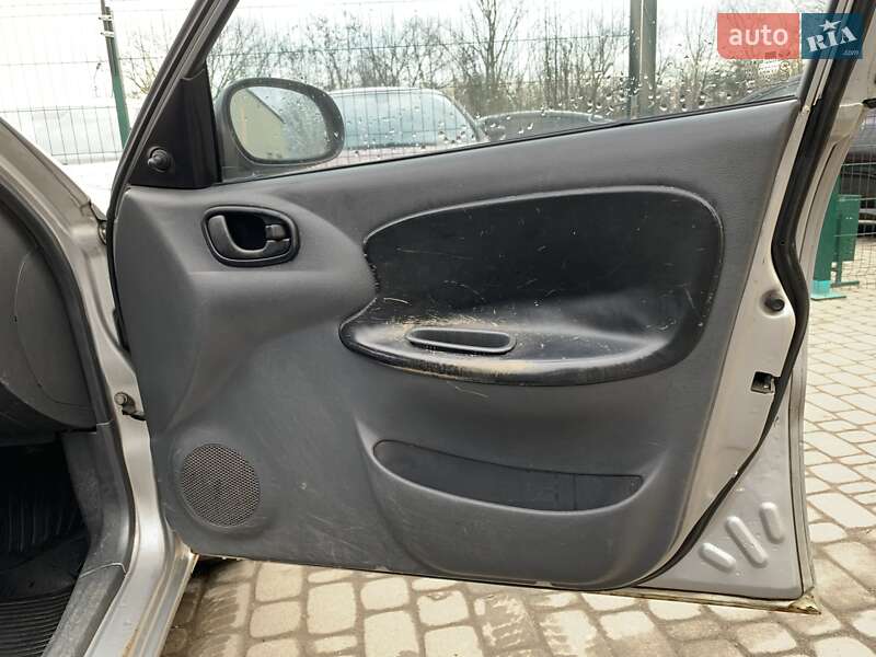 Седан Daewoo Lanos 1998 в Бердичеве