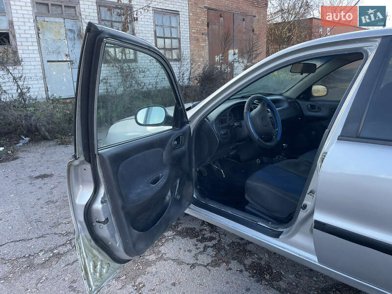 Седан Daewoo Lanos 2006 в Прилуках