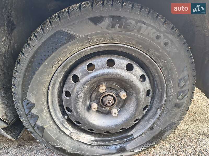 Седан Daewoo Lanos 2004 в Чернигове