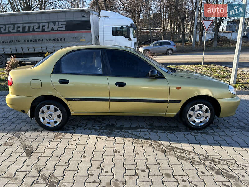 Седан Daewoo Lanos 2003 в Тернополі