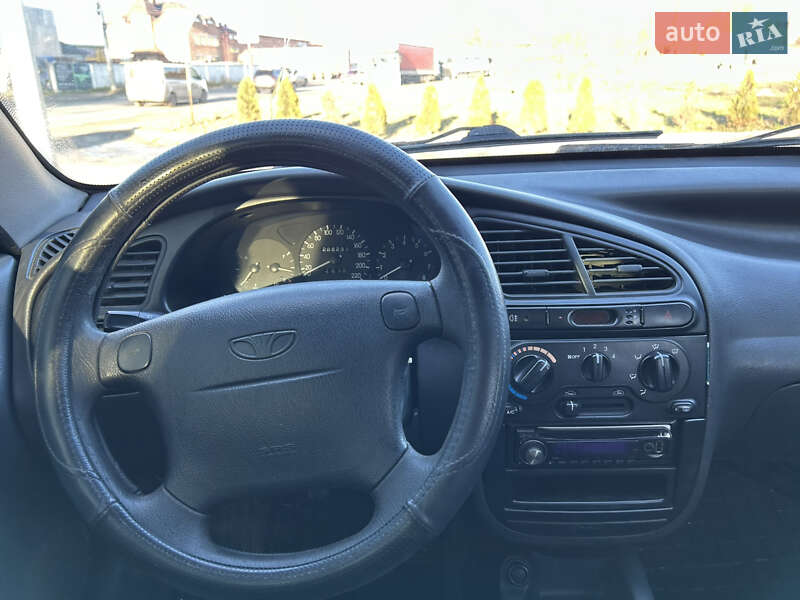 Седан Daewoo Lanos 2003 в Тернополі