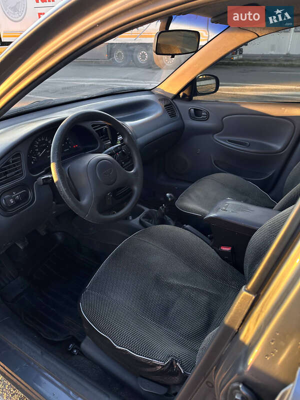 Седан Daewoo Lanos 2008 в Полтаві