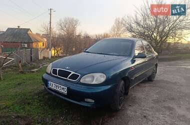 Седан Daewoo Lanos 2002 в Краснограде