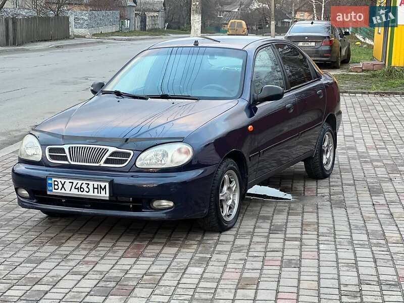 Седан Daewoo Lanos 2004 в Полонном