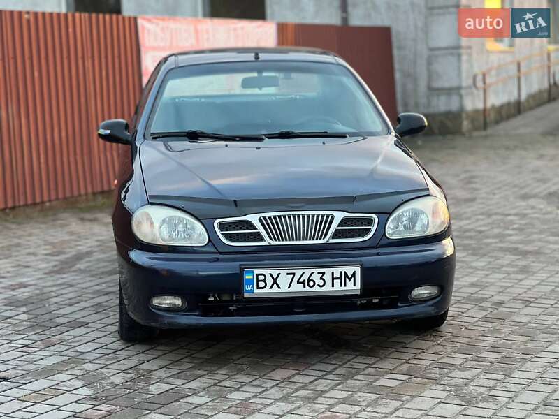 Седан Daewoo Lanos 2004 в Полонном