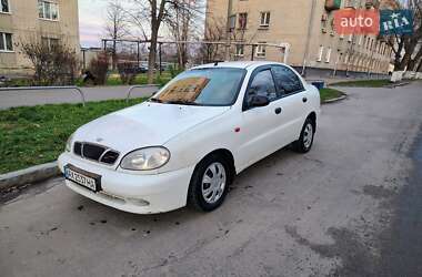 Седан Daewoo Lanos 2004 в Харькове