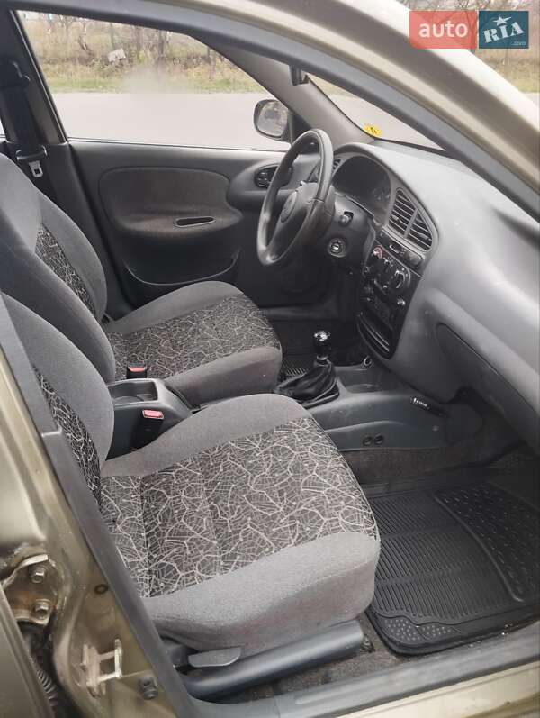 Седан Daewoo Lanos 2005 в Киеве фото 11 Седан Daewoo Lanos 2005 в Киеве