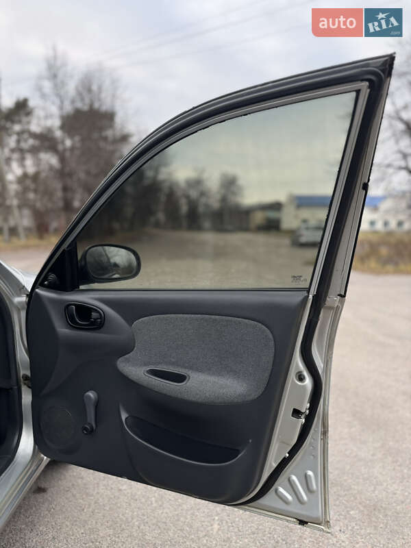 Седан Daewoo Lanos 2007 в Шостці