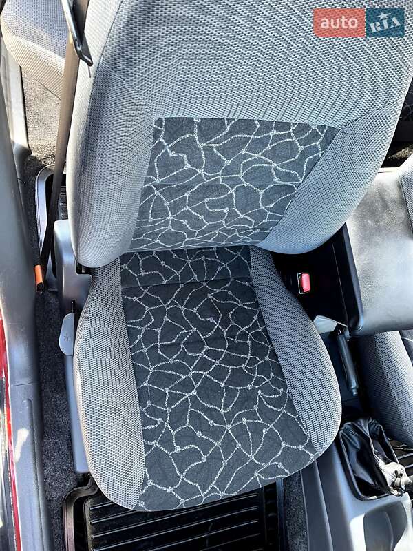 Седан Daewoo Lanos 2003 в Черкассах