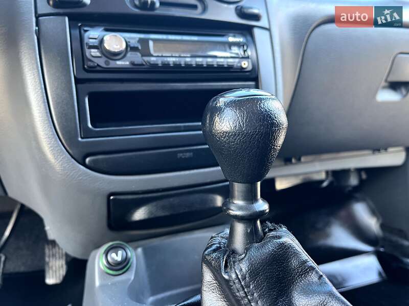 Седан Daewoo Lanos 2003 в Черкассах