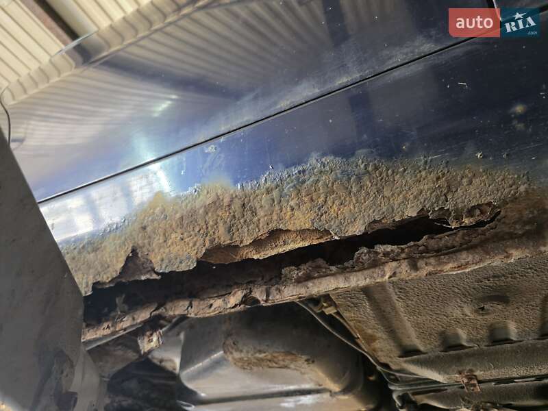 Седан Daewoo Lanos 2003 в Львове