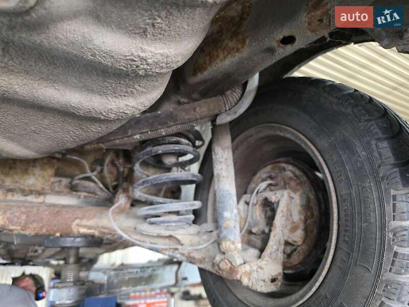 Седан Daewoo Lanos 2003 в Львове